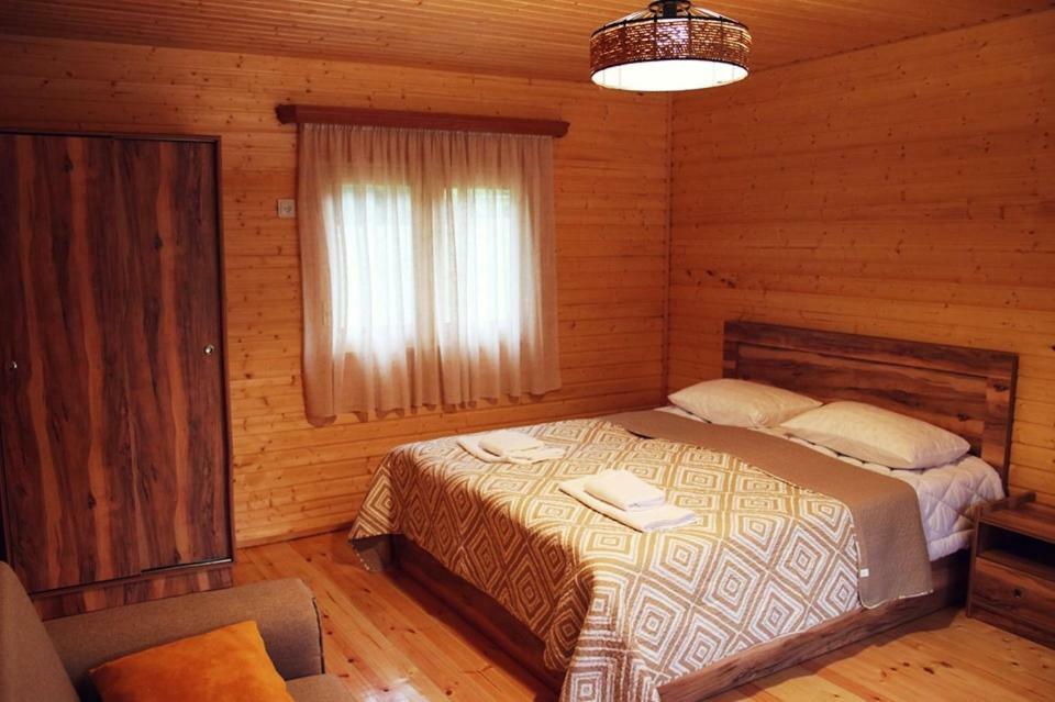 Hotel Ushba Hill Местія Екстер'єр фото